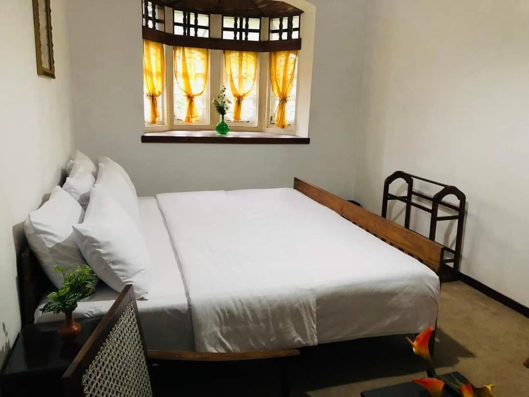 Mount Mary Inn Nuwara Eliya Bilik gambar